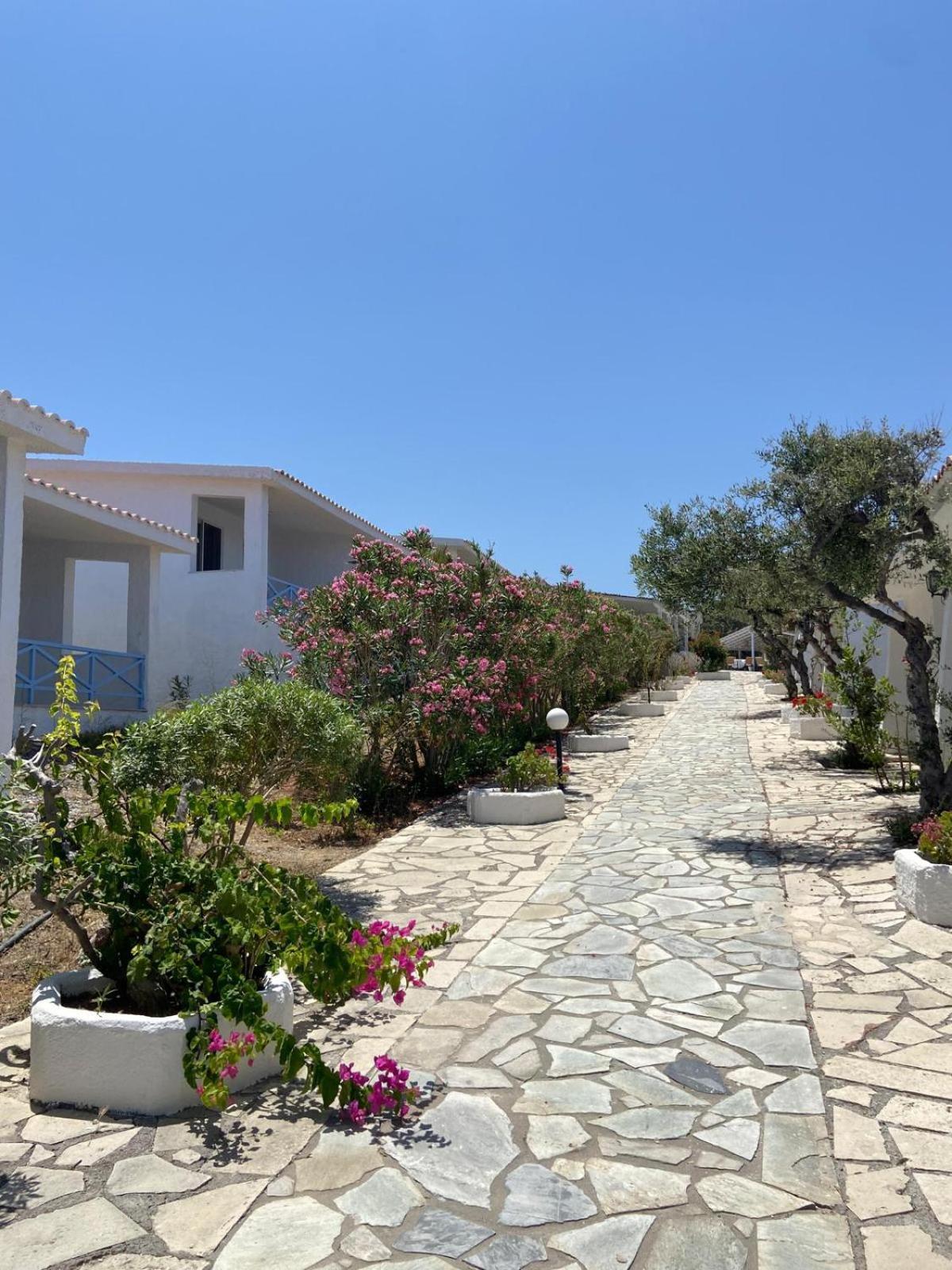 Lassion Golden Bay Sitia  Buitenkant foto